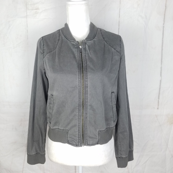 zip up crop jacket